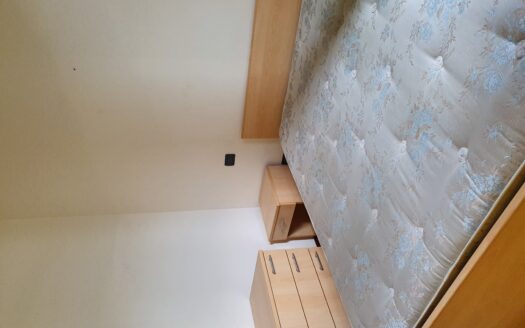 COSTA VOLPINO (BG) VENDESI BILOCALE CON BOX E CANTINA.