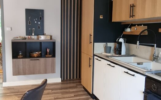 PISOGNE (BS)-ZONA CENTRALE-VENDESI CASA SEMINDIPENDENTE.