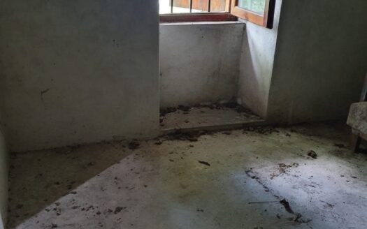 NIARDO (BS) LOCALITA’ NESE VENDESI CASCINA.