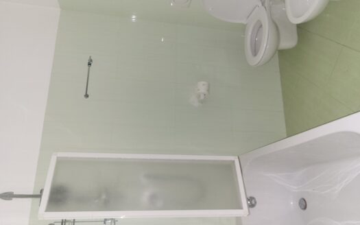 ARTOGNE (BS) VENDESI BILOCALE CON BOX E CANTINA.