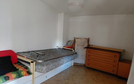 PIAN CAMUNO (BS) FRAZ. VISSONE VENDESI PORZIONE DI FABBRICATO TERRA-CIELO.