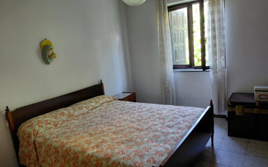 PIAN CAMUNO (BS) FRAZ. VISSONE VENDESI PORZIONE DI FABBRICATO TERRA-CIELO.